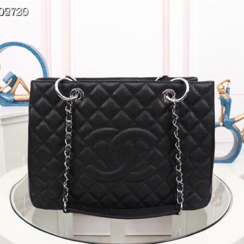 Ch**el shopping bags